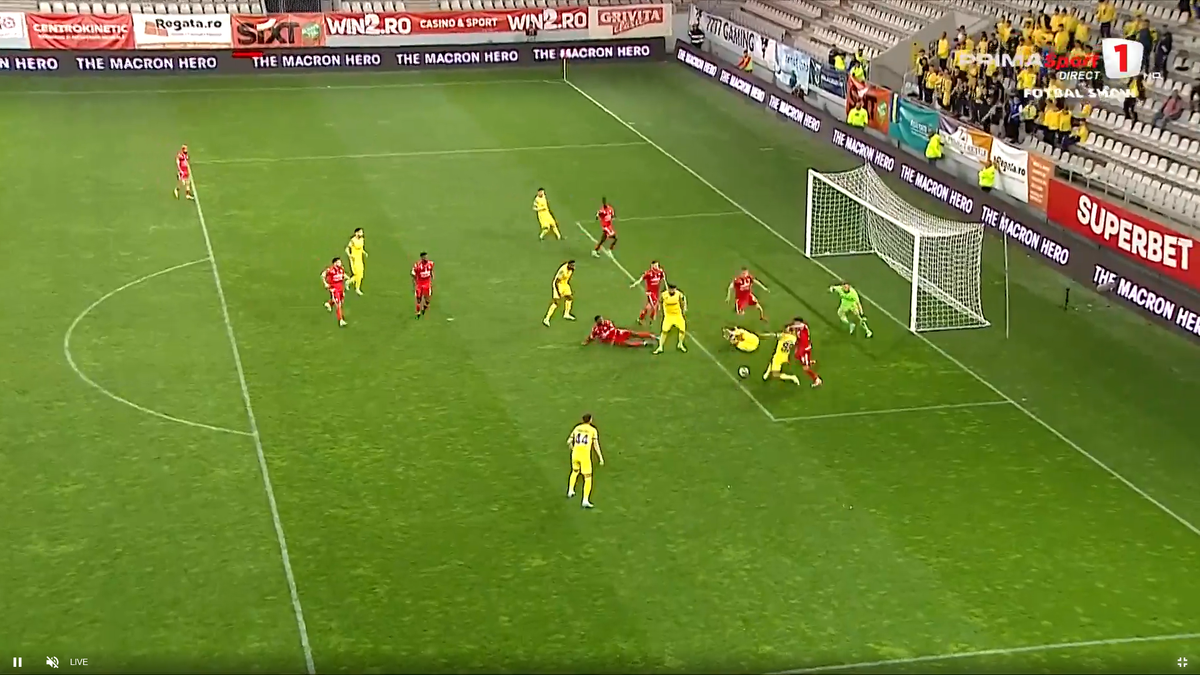 Fotbalistul de la Dinamo care a răbufnit după 1-1 cu Petrolul, taxat imediat în direct: „Vorbește fără să gândească”