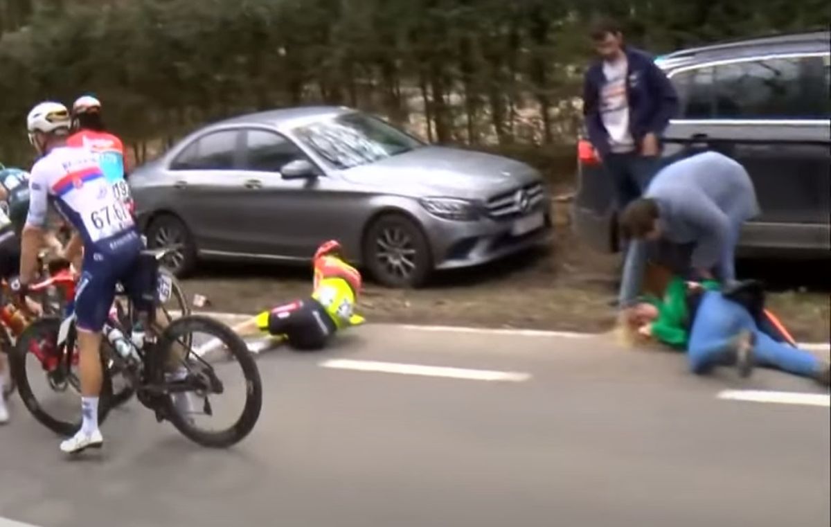 Accident grav în Turul Flandrei