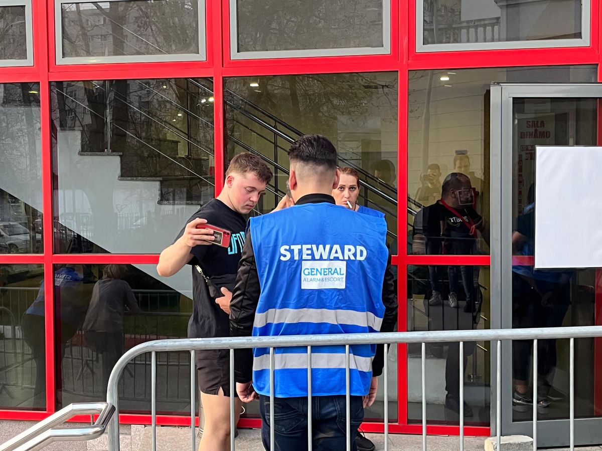 Reporterii GSP s-au aflat în Sala Polivalentă din „Ștefan cel Mare” și au surprins toate detaliile petrecute în timpul meciului Dinamo - Petrolul