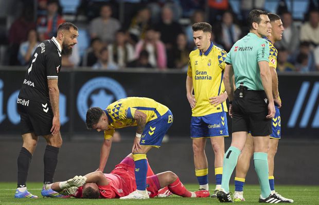 Accidentare de groază în La Liga » Fostul jucător al Barcelonei s-a ales cu intestinul subțire perforat