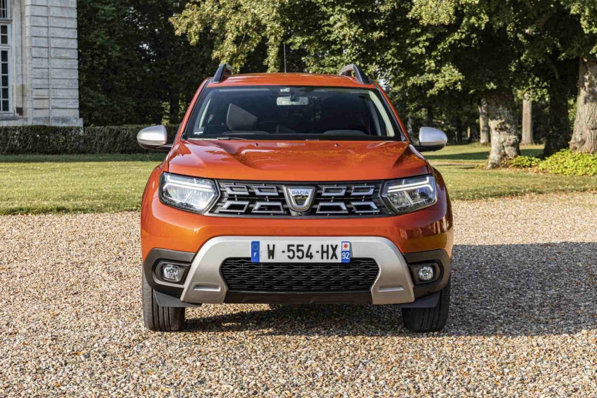 Noua Dacia Duster tunată a devenit virală! Cum arată mașina modificată: prețul e uriaș!