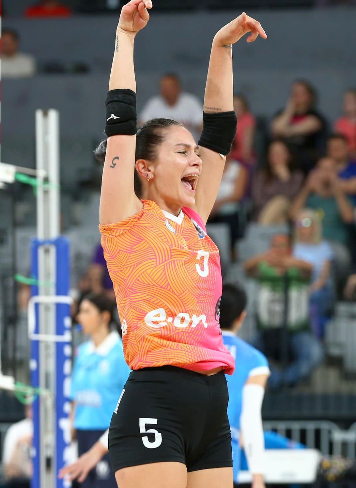 „Handicapul meu e cel mai bun lucru care mi s-a întâmplat” » Impresionanta poveste a sportivei din România care a excelat cu 5 degete lipsă la mâini: „M-a făcut să prețuiesc ce am”