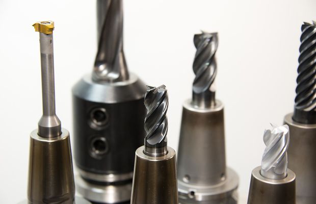 5 Motive pentru care ar trebui să investiți într-o trusă cu scule de calitate