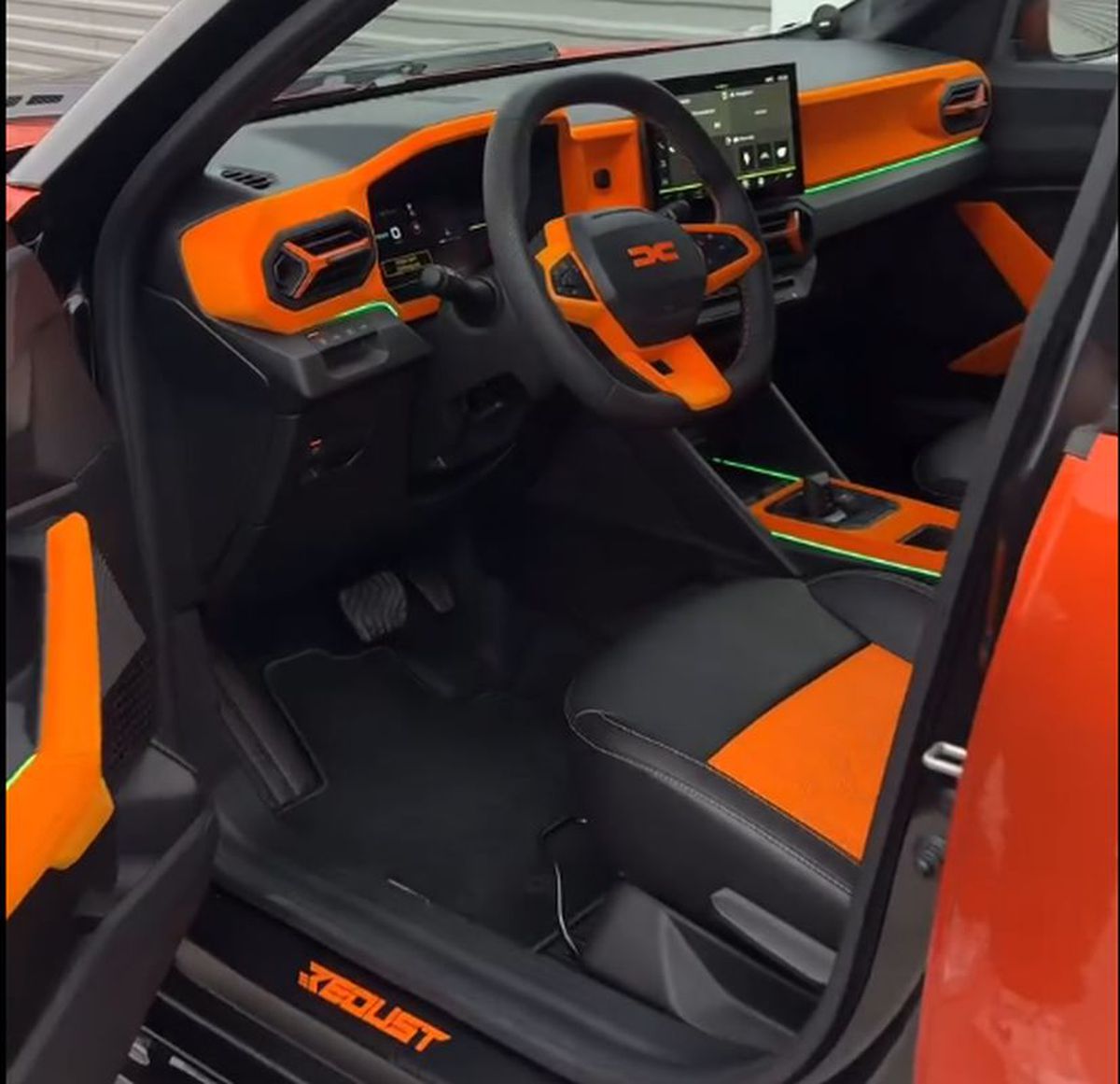 Noua Dacia Duster tunată a devenit virală! Cum arată mașina modificată: prețul e uriaș!