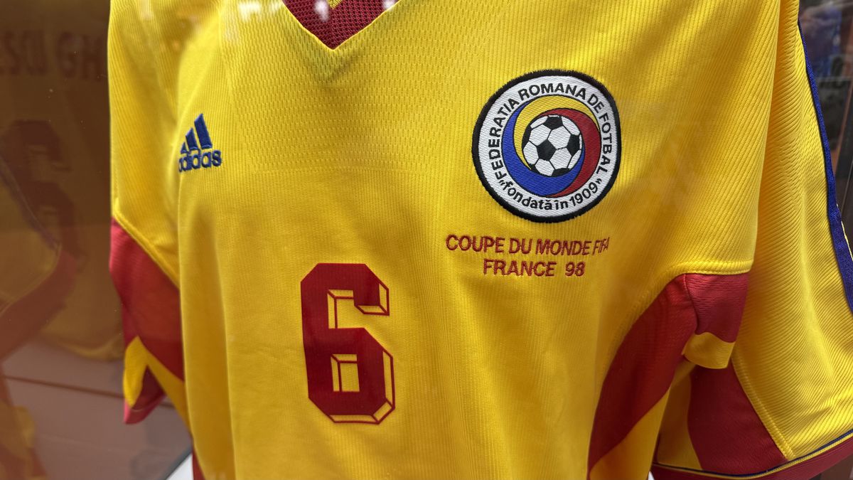 Muzeul Fotbalului - lansare joc „Căpitanul” - Gică Popescu