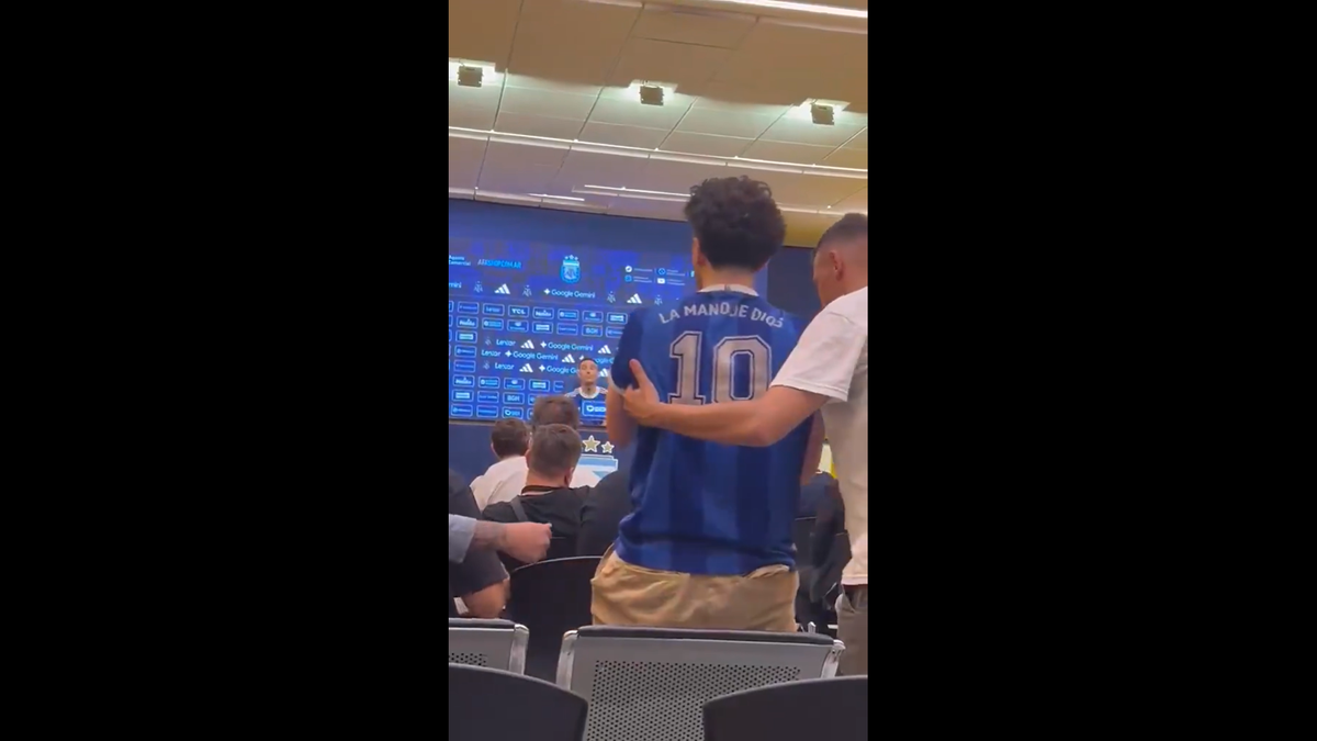 Scene curioase în conferința de presă a lui Lionel Scaloni, selecționerul Argentinei