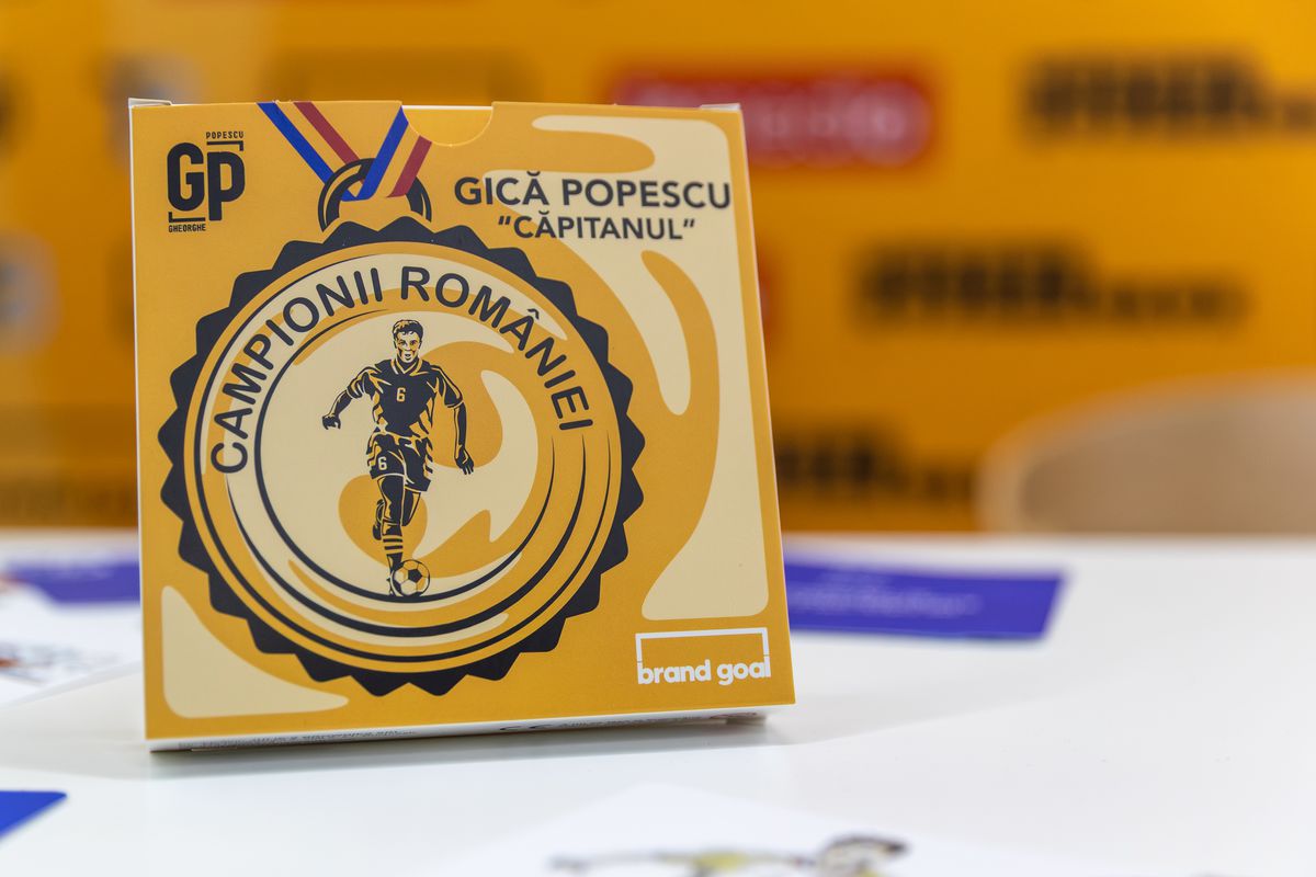 Muzeul Fotbalului - lansare joc „Căpitanul” - Gică Popescu