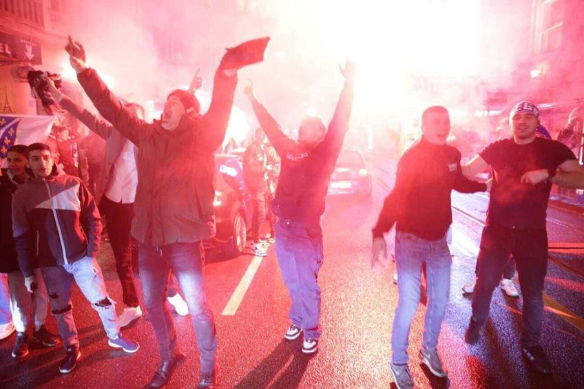 Zeci de mii de bosniaci în centrul capitalei Sarajevo după calificarea la Campionatul Mondial