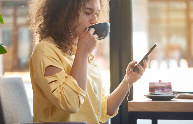 Siguranța și performanța dispozitivelor mobile în utilizarea cotidiană