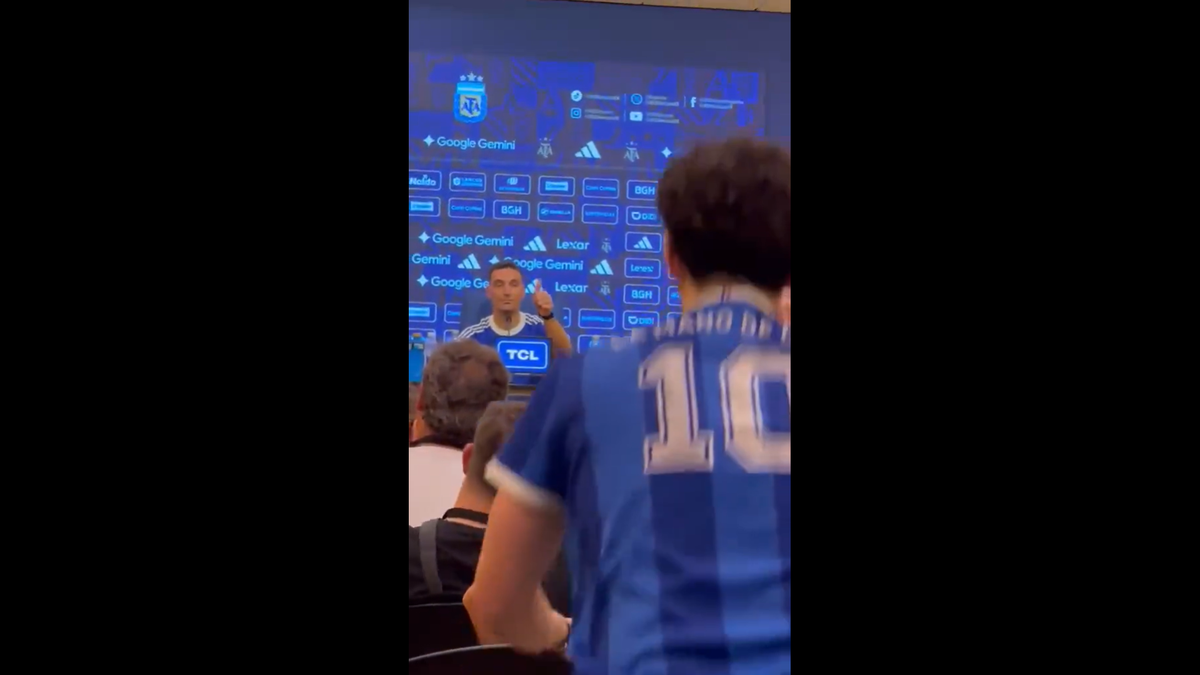 Scene curioase în conferința de presă a lui Lionel Scaloni, selecționerul Argentinei
