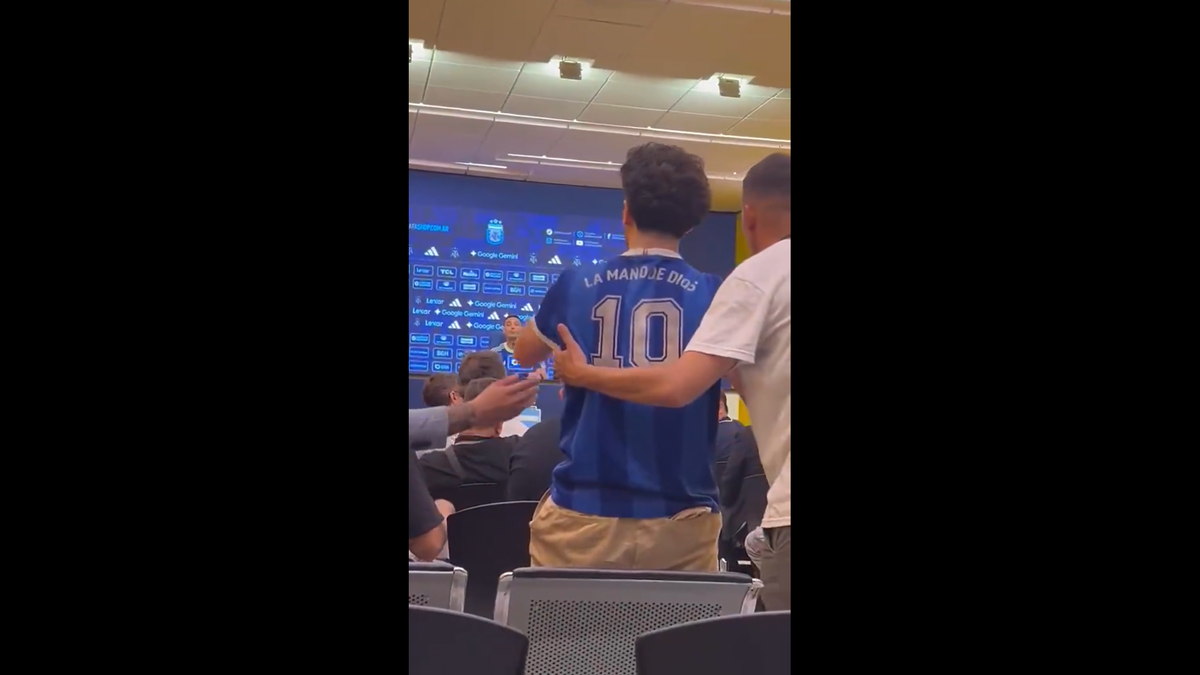 Scene curioase în conferința de presă a lui Lionel Scaloni, selecționerul Argentinei