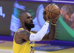 LeBron James, de neoprit în al 23-lea sezon al carierei! A devenit jucătorul cu cele mai multe victorii din istoria NBA