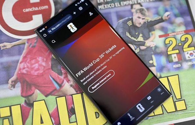 Fiasco la vânzarea biletelor pentru Cupa Mondială » Gafa făcută de FIFA „i-a blocat” pe fani