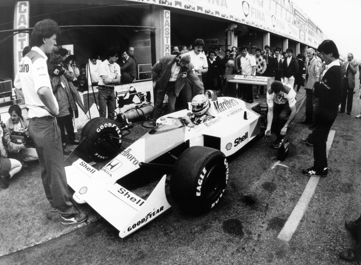 „Să mori în ziua Învierii”» 28 de ani de la dispariția marelui Ayrton Senna. Ce scria Gazeta după tragedie