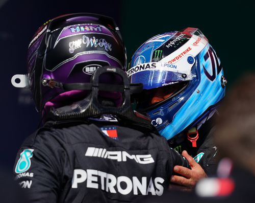Lewis Hamilton și Valtteri Bottas pe Circuitul Internațional de la Algarve FOTO Imago