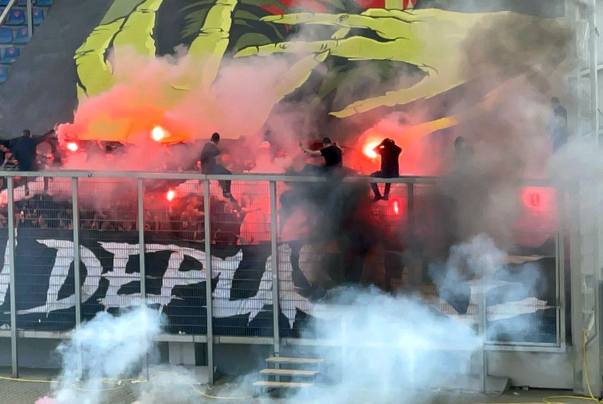 Petrolul - Steaua, derby incendiar pe „Ilie Oană”: imagini cu atmosfera surprinse de reporterii GSP