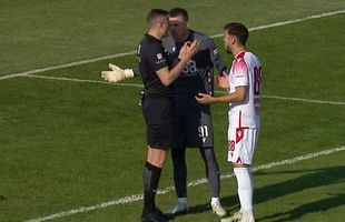 Portarul lui Dinamo, gafă uriașă în meciul cu Gloria Buzău: și-a băgat mingea în poartă!