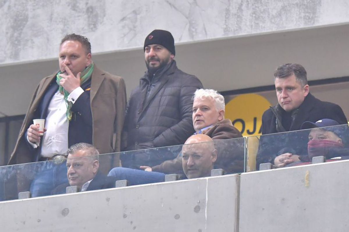 Mesaj neașteptat al șefului galeriei de la Rapid: „Țin să anunț, să știe toată lumea”. Situație incredibilă, diseară, în derby-ul de pe Giulești cu CFR