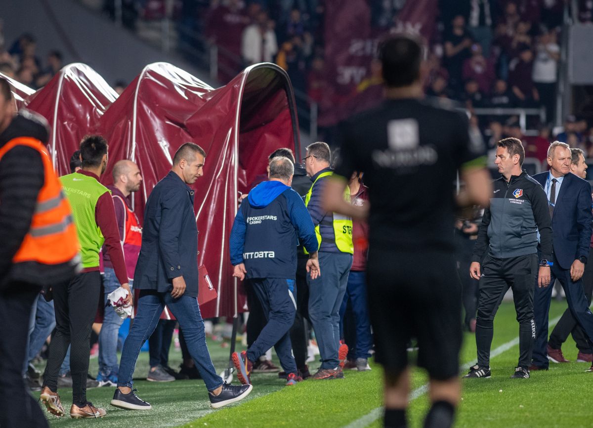 Rapid - CFR Cluj, epilogul rundei #6 din play-off, imagini din meci