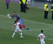 Plin de sânge în careu după duelul cu portarul lui Dinamo! Ce a dictat arbitrul + verdictul lui Crăciunescu