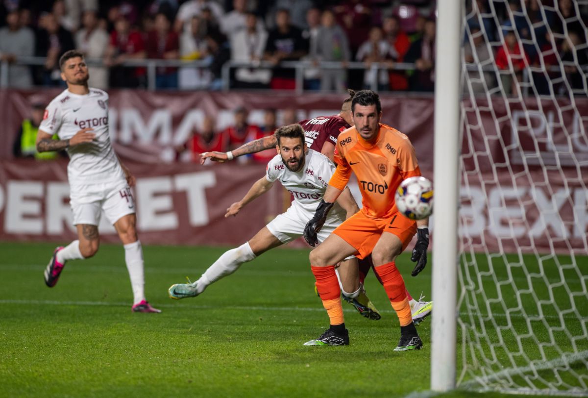 Rapid - CFR Cluj, epilogul rundei #6 din play-off, imagini din meci