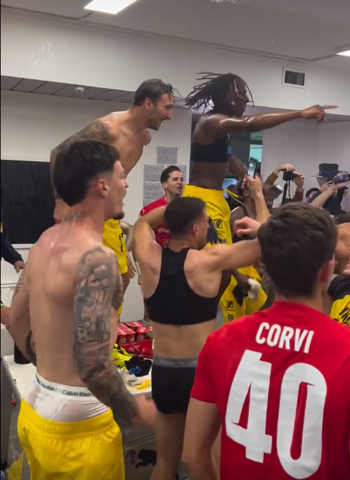 Dennis Man și Valentin Mihăilă l-au emoționat pe uriașul Gigi Buffon » Mesajul legendarului portar