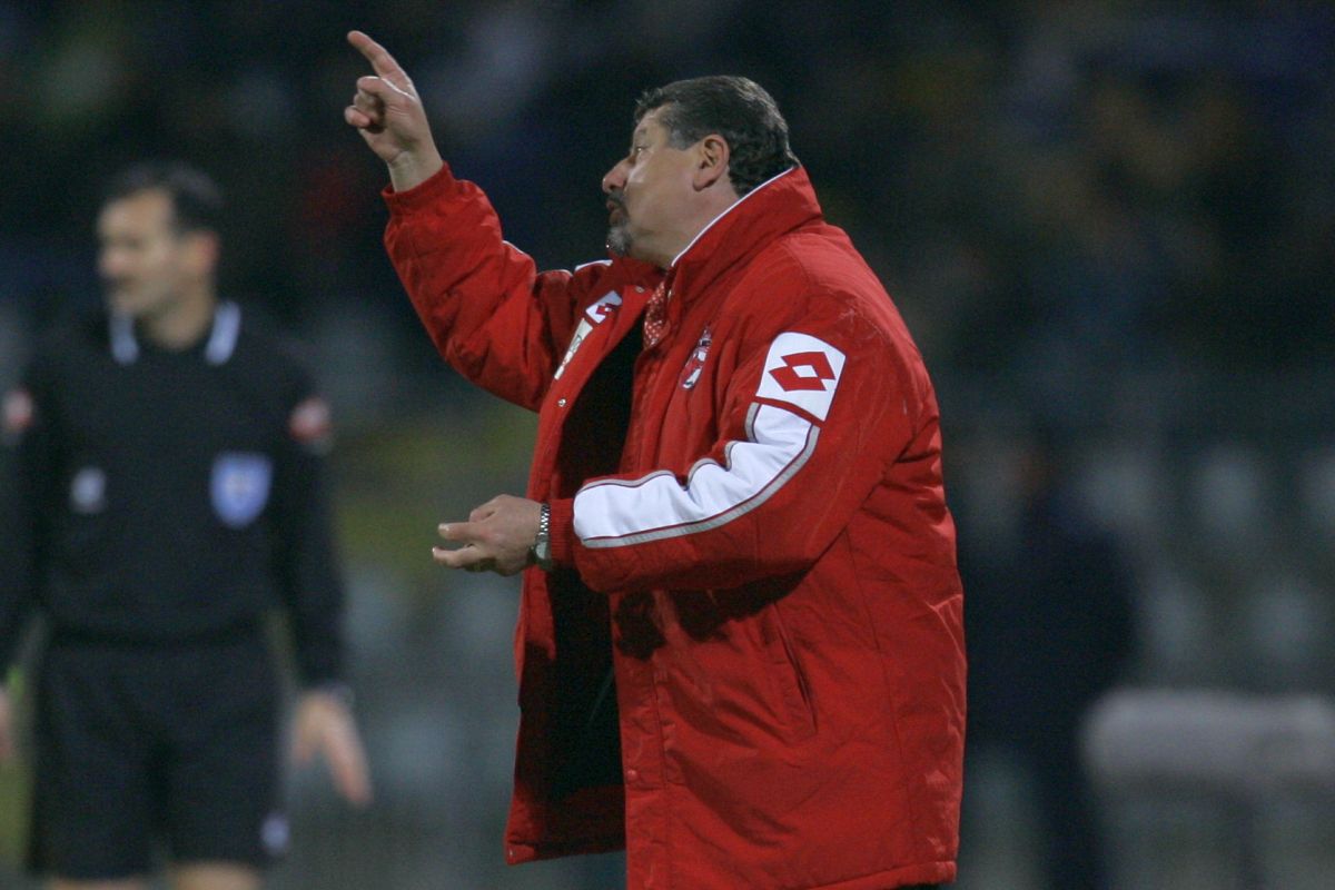 La aproape 20 de ani distanță, fostul antrenor de la Dinamo dezvăluie: „Am fost demis fiindcă i-am folosit pe Ștefan Radu și Ropotan! Au încercat să intervină”
