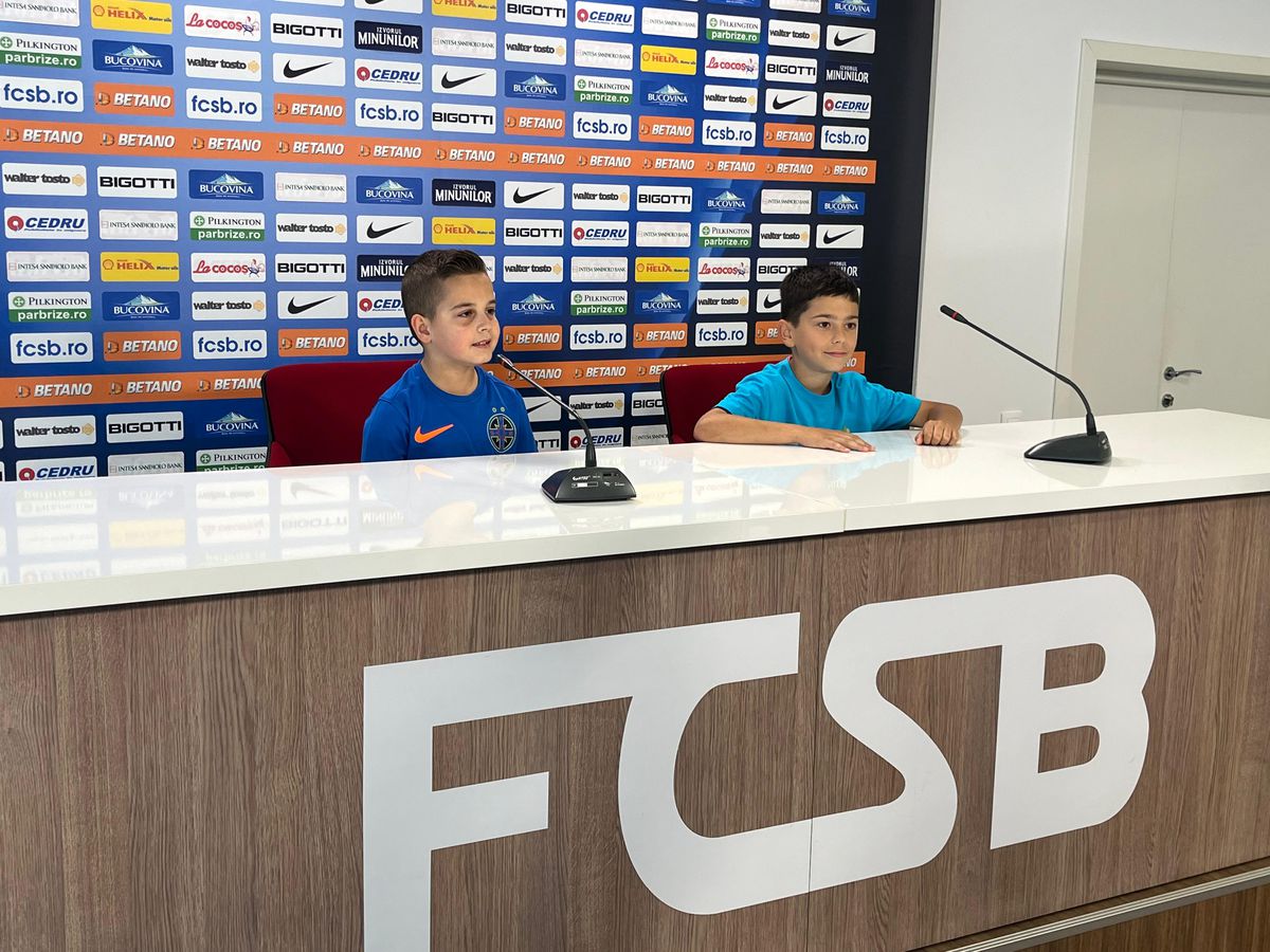 Micii fani FCSB, în vizită la baza de la Berceni