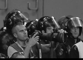 Au mai tras un meci pentru tine, Alex! » Demers colectiv al redacțiilor din România pentru a-i îndeplini ultima dorință lui Alex Hojda. Colegii lui au fotografiat pentru el evenimentele sportive din ultimele zile