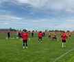 Oaspeți-surpriză la antrenamentul campionilor de la FCSB