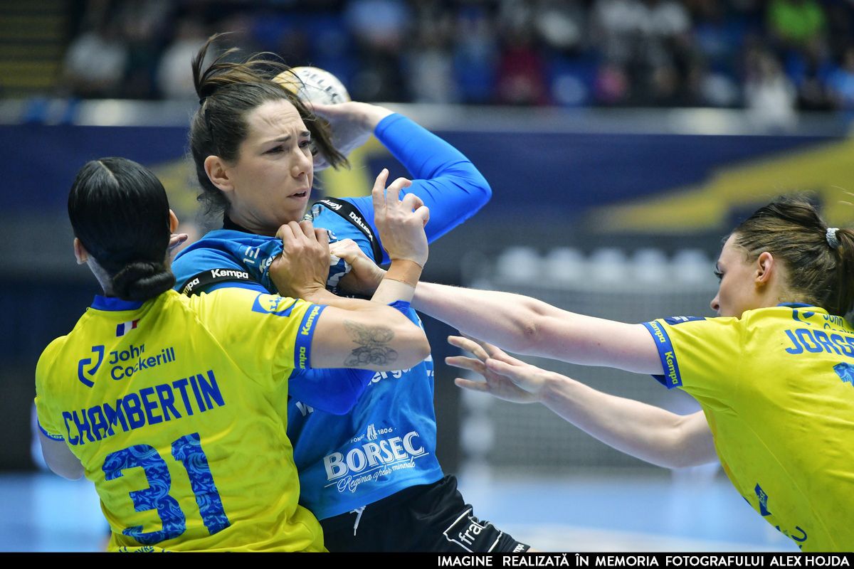 Au mai tras un meci pentru tine, Alex! » Demers colectiv al redacțiilor din România pentru a-i îndeplini ultima dorință lui Alex Hojda. Colegii lui au fotografiat pentru el evenimentele sportive din ultimele zile