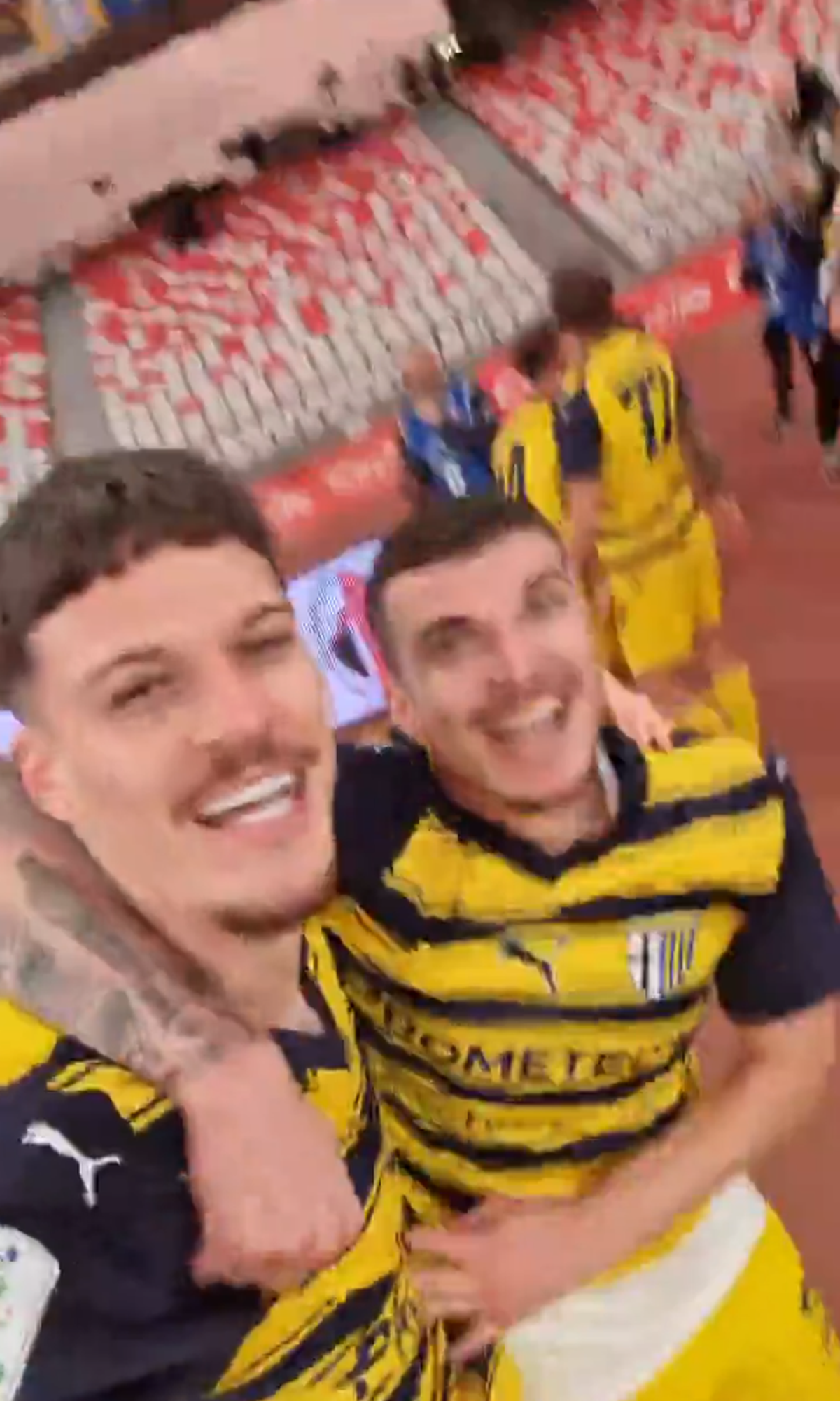 Man și Mihăilă au promovat cu Parma în Serie A! Cum a arătat petrecerea