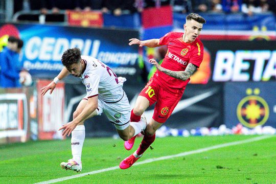 Andrei Borza, în alb, la 2-2 cu FCSB în play-off // foto: Imago Images