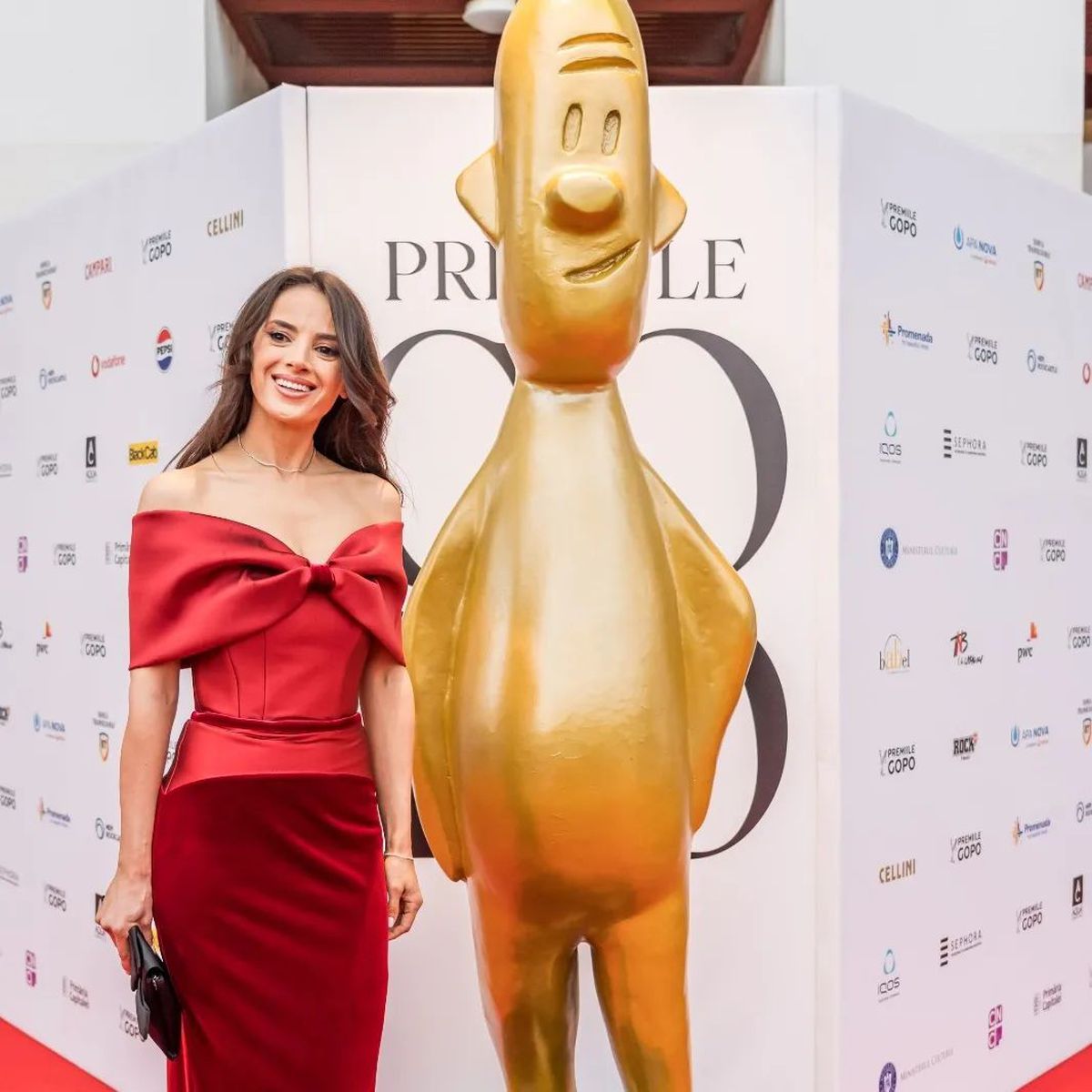 Mayra Daria, apariție surprinzătoare! Cât de elegantă e unica fiică a lui Ilie Dumitrescu