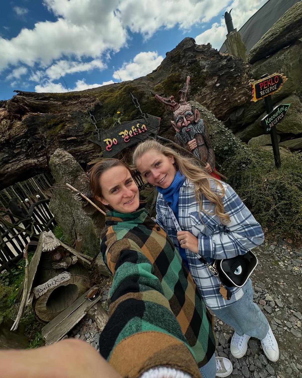 Tripla campioană olimpică și-a făcut publică relația cu colega ei de echipă: „Ea a fost stânca mea”