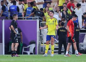 Ronaldo, la un pas de lacrimi, se ceartă de unul singur! » N-a putut suporta umilința