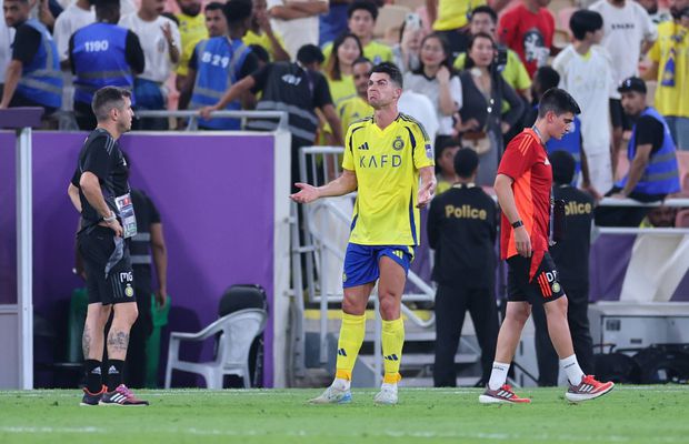 Ronaldo, la un pas de lacrimi, se ceartă de unul singur! » N-a putut suporta umilința