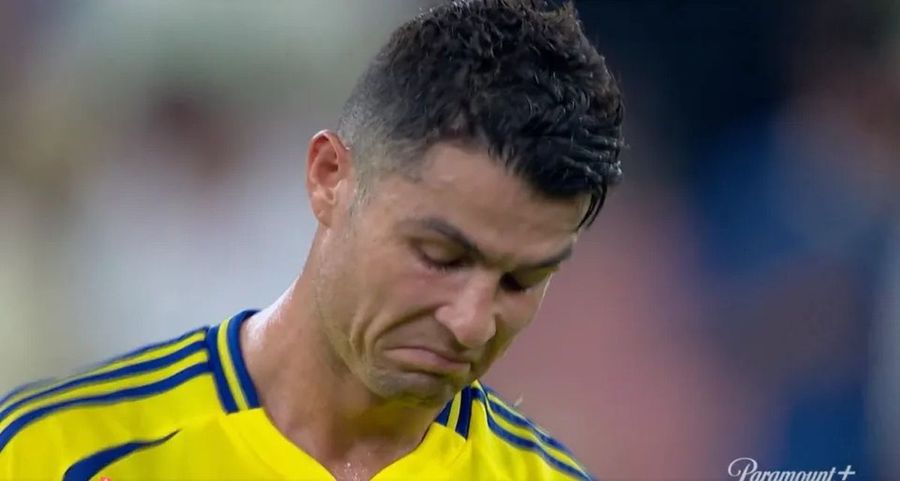 Cristiano Ronaldo pare să-și stăpânească greu lacrimile / Foto: captură Bombă în Arabia Saudită! » Aroganța pe care și-a permis-o Al Hilal cu Cristiano