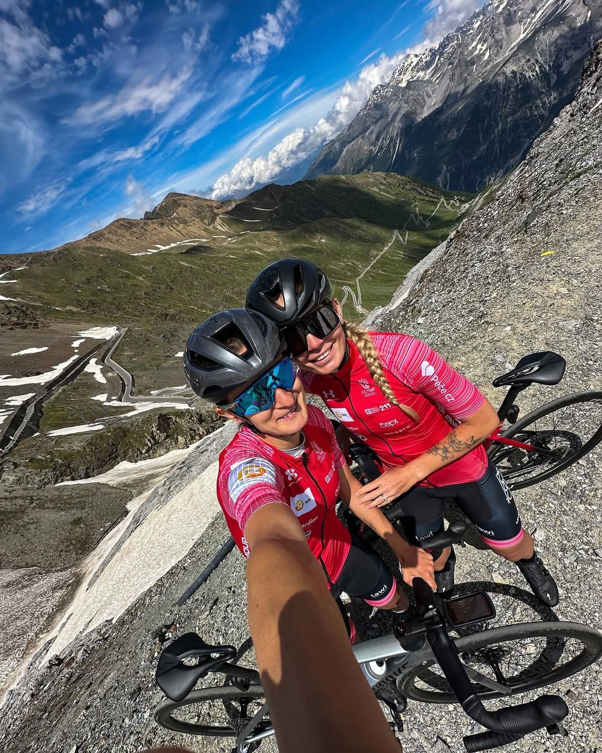 Tripla campioană olimpică și-a făcut publică relația cu colega ei de echipă: „Ea a fost stânca mea”