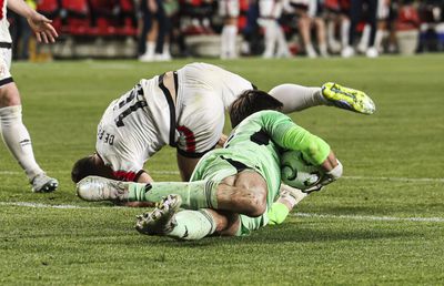 Rațiu și De Frutos se plâng de arbitraj: „Am avut penalty, VAR n-a intervenit”