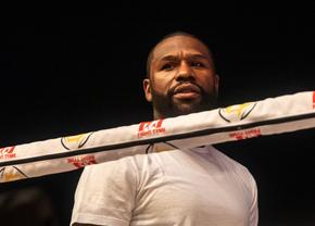 Probleme uriașe pentru Floyd Mayweather! Din cauza datoriilor, Fiscul îl amenință cu revocarea pașaportului