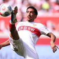 Tiago Tomas de la VfB Stuttgart controlează balonul în timpul meciului de Bundesliga dintre VfB Stuttgart și SV Werder Bremen, desfășurat pe MHPArena în data de 26 aprilie 2026, la Stuttgart, Germania.