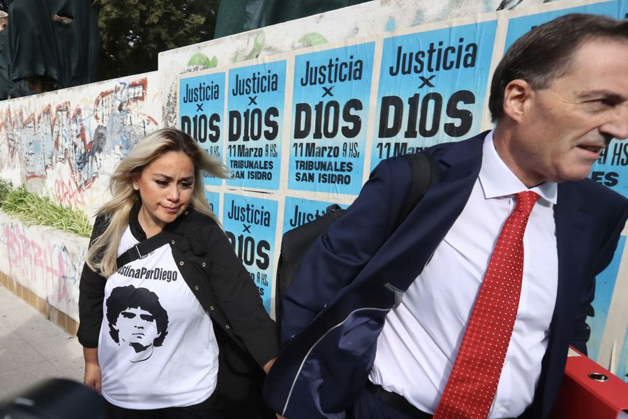 Fosta soție a lui Maradona, urlet de furie la tribunal: „El este asasinul! Din cauza lui a murit tatăl copilului meu”