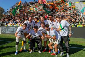 Au promovat în Serie A! Revenire rapidă după retrogradare și luptă incendiară pentru al doilea loc