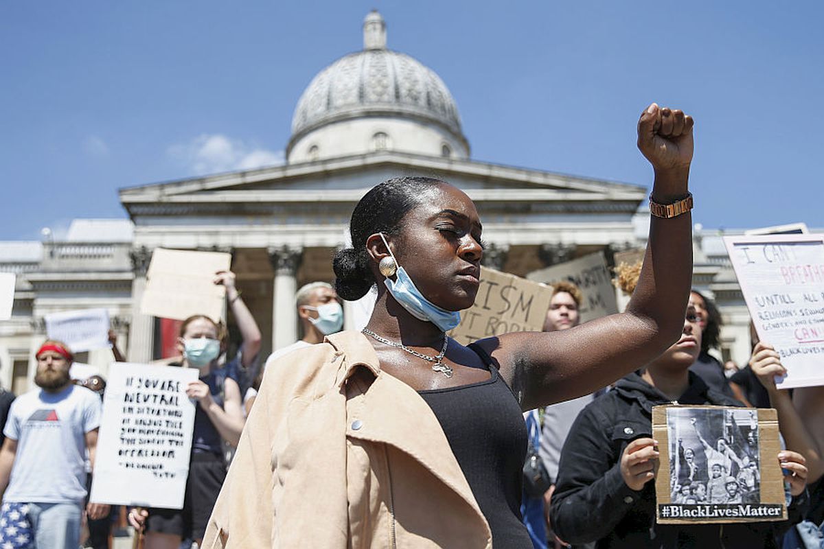 FOTO Fostă baschetbalistă de la Brașov implicată în protestele din SUA după moartea lui George Floyd: „Black lives matter”