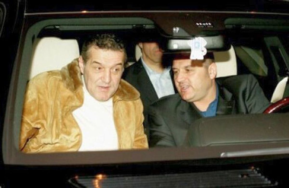 Adrian Mititelu sare în apărarea lui Gigi Becali în conflictul FCSB - CSA Steaua: „Va recâștiga numele! Clubul din Liga 1 e continuatorul”