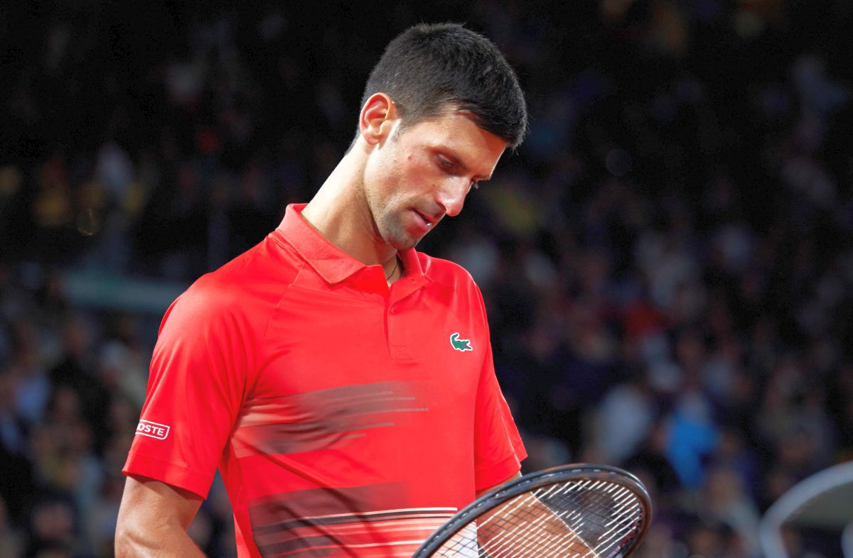 Djokovic pierde iar locul 1, după înfrângerea cu Nadal » Doi jucători luptă să-i ia locul sârbului în fruntea ierarhiei ATP