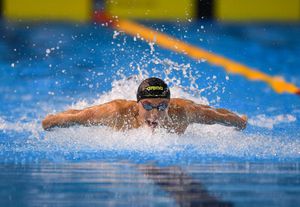 David Popovici a câștigat finala A de la 100 m fluture la Cupa României