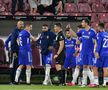 10 lucruri care nu s-au văzut la televizor de la CFR Cluj - FCU Craiova » Un șpriț de vară la oficială, Vasile bodyguardul și rola de bandă izolatoare