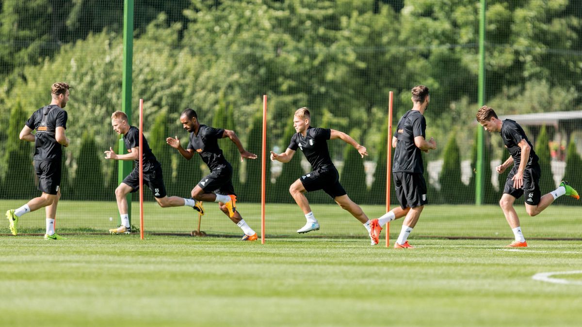 Gică Hagi, înapoi în Europa: se face iar de râs sau reușește minunea?